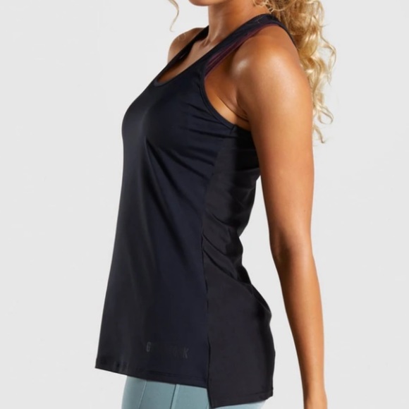 Gymshark Lustre Vest in black, Size medium, NWOT ✨ - Picture 2 of 8